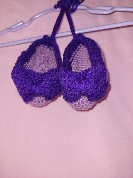 Booties, Newborn Baby Shoes, Toddler Shoes, Knit shoes, Purple Knit Shoes, Purple Booties, Knit Ribbon, Knit Bow, Comfortable Baby Shoes, Ballerina Slippers
